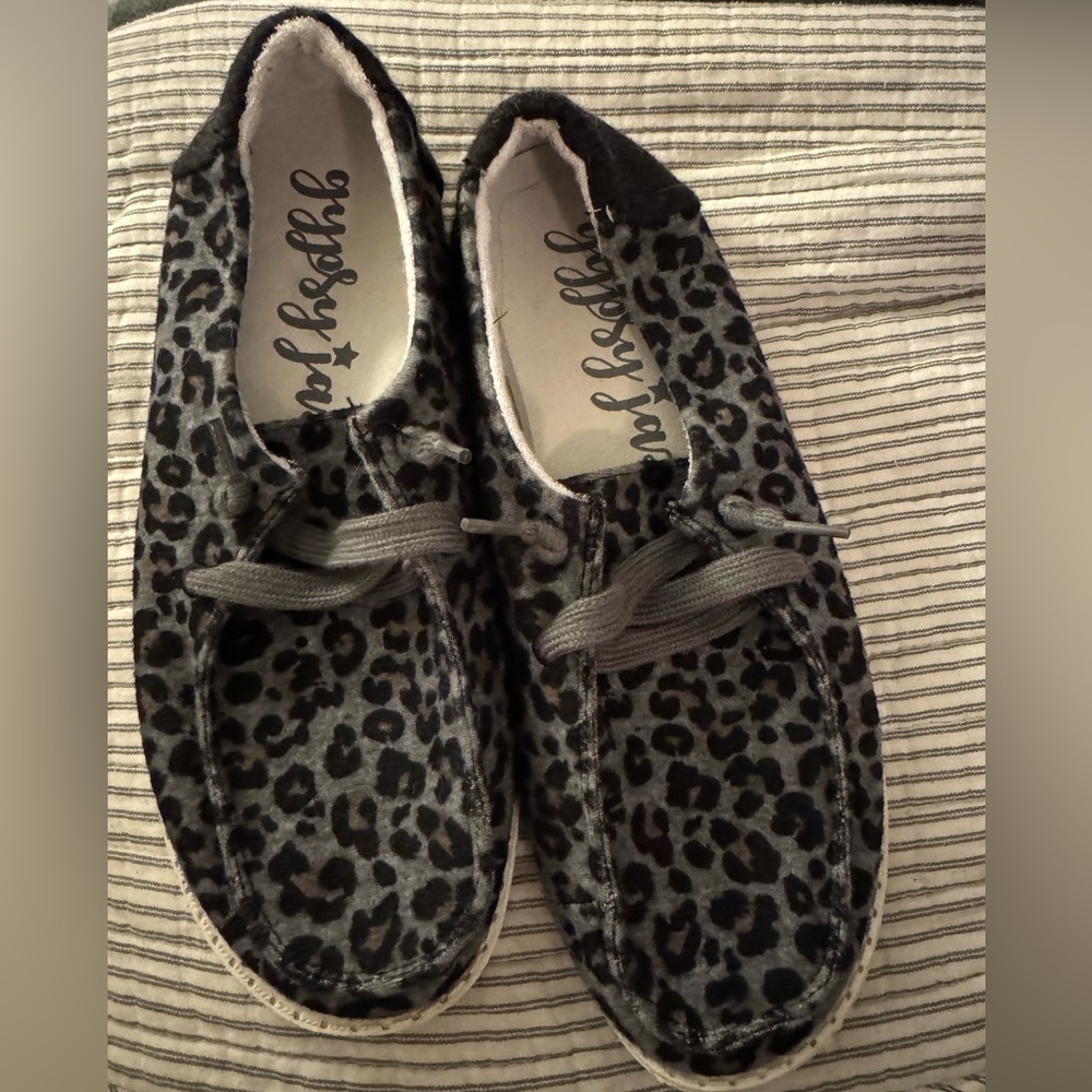 Gypsy Jazz Leopard Print Flats